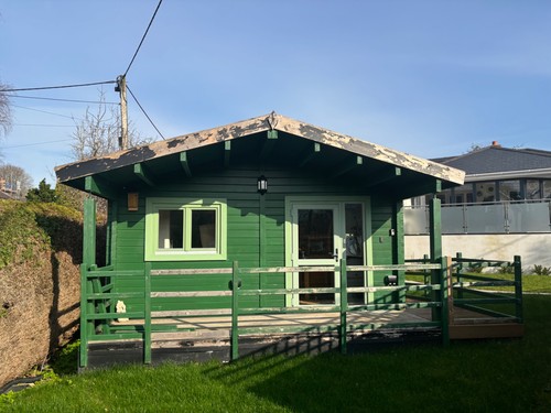 Cabin wooden 9mx5m 8x5 - -,